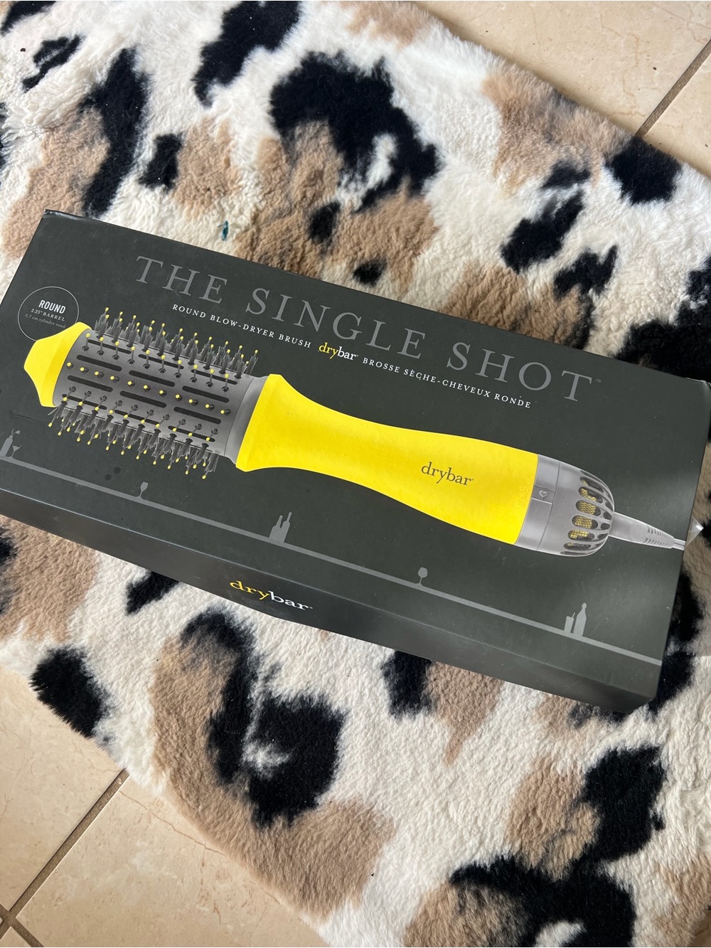 drybar The Single Shot Round Blow Dryer Brush - Yellow